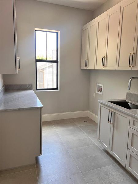 Furnished interior view inside a new home in , Tampa (Image 7).