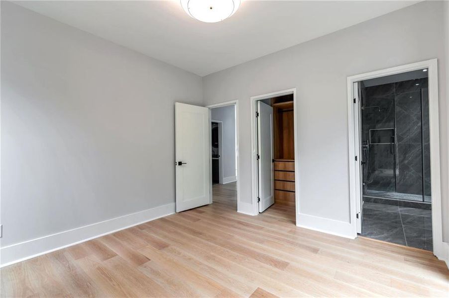 Spacious, unfurnished interior of a new home in , Brookhaven (Image 25). Spacious, unfurnished interior of a new home in , Brookhaven (Image 25).