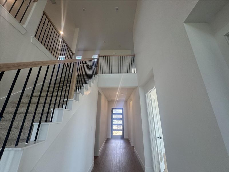 Spacious, unfurnished interior of a new home in The Grand Prairie 60', Hockley (Image 10). Spacious, unfurnished interior of a new home in The Grand Prairie 60', Hockley (Image 10).