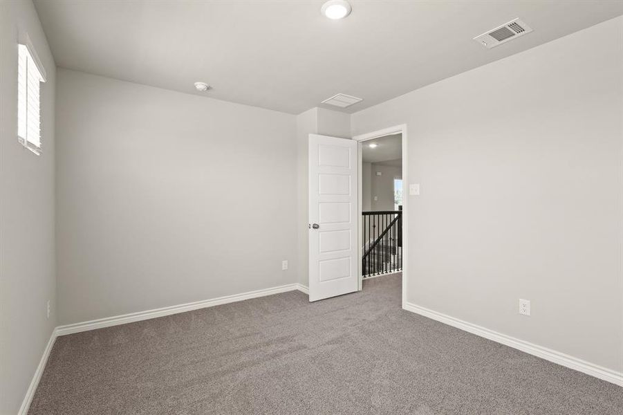 Spacious, unfurnished interior of a new home in Rocky Creek Crossing, Fort Worth (Image 14). Spacious, unfurnished interior of a new home in Rocky Creek Crossing, Fort Worth (Image 14).