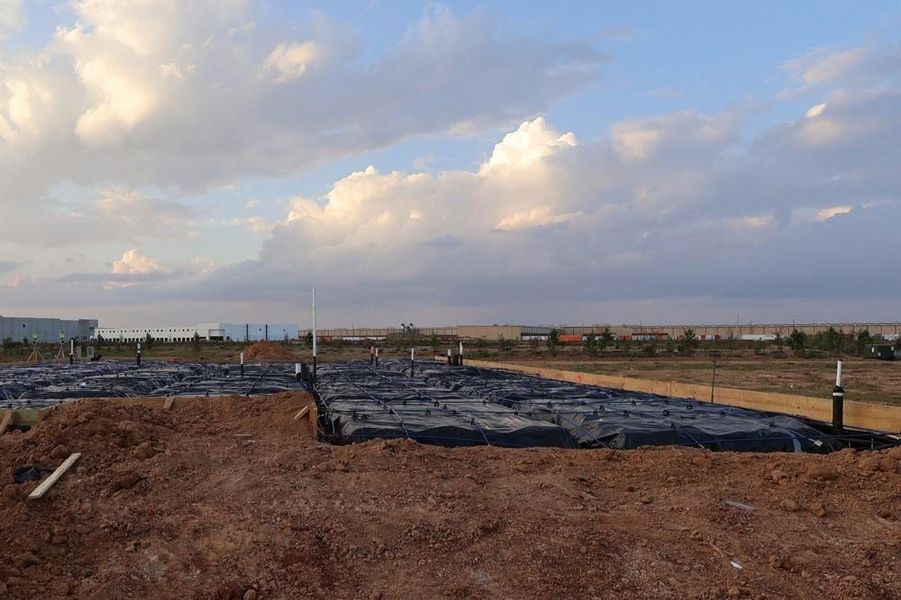 Every foundation at DWH is engineered and it’s inspected three times! We do not do “batch” testing. Rest easy knowing your foundation comes with a 10 year warranty. Every foundation at DWH is engineered and it’s inspected three times! We do not do “batch” testing. Rest easy knowing your foundation comes with a 10 year warranty.