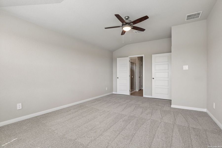 Spacious, unfurnished interior of a new home in Catalina, Converse (Image 20). Spacious, unfurnished interior of a new home in Catalina, Converse (Image 20).