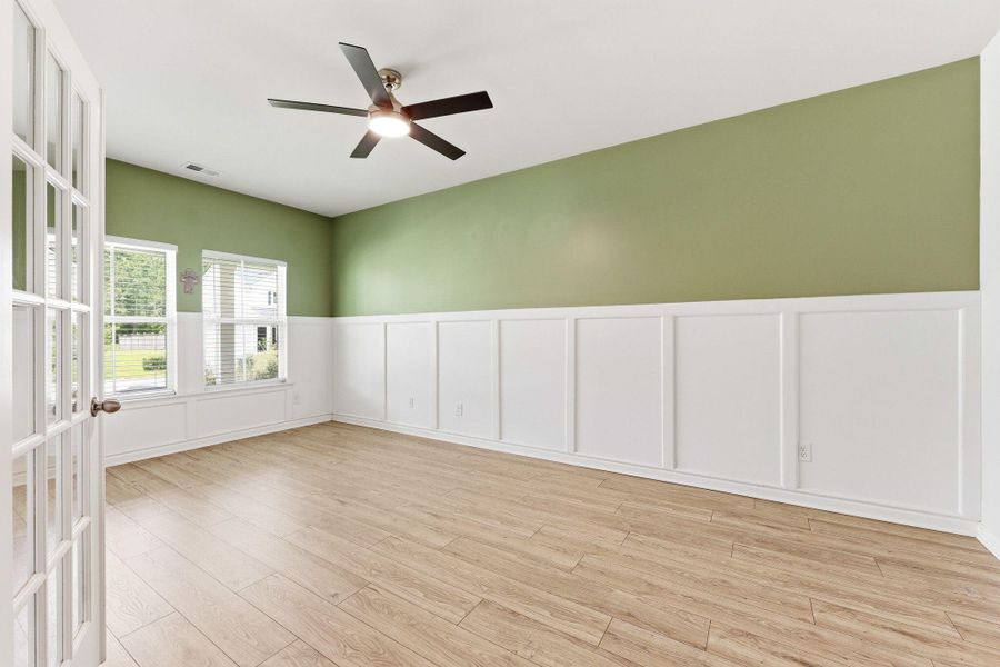 Spacious, unfurnished interior of a new home in , Summerville (Image 42).