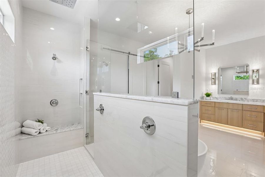 Furnished interior view inside a new home in , Tampa (Image 7).