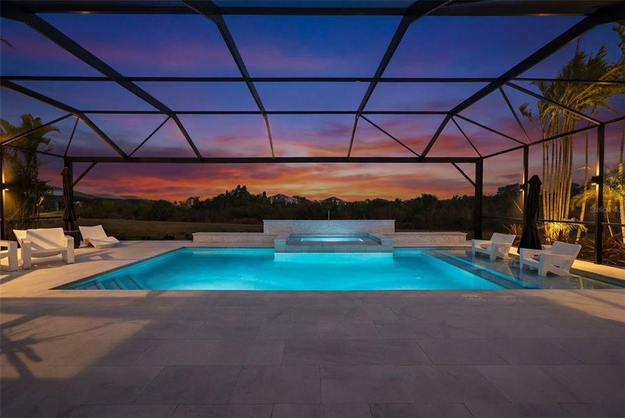 Exterior details and patio area of a home in , Venice (Image 24).