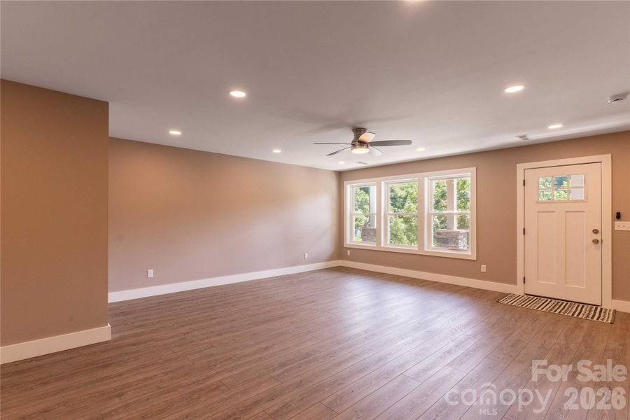 Spacious, unfurnished interior of a new home in , Asheville (Image 27).