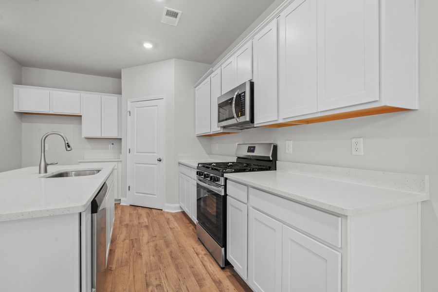 3br New Home in Conway, SC.  - Slide 10