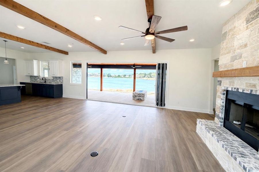 Spacious, unfurnished interior of a new home in , Lindale (Image 36).