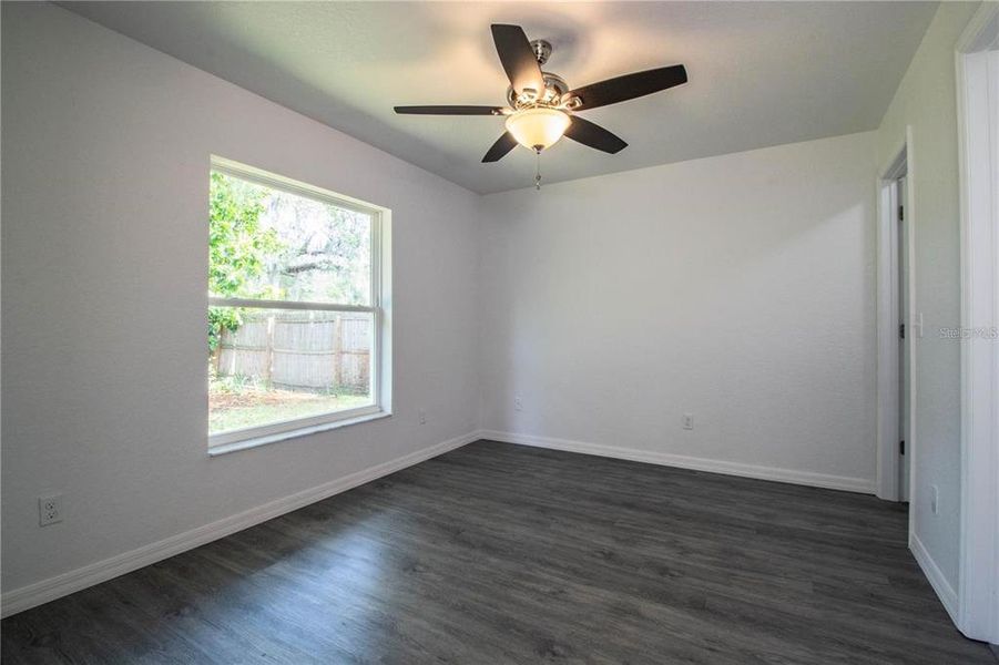 Spacious, unfurnished interior of a new home in , Lakeland (Image 27).