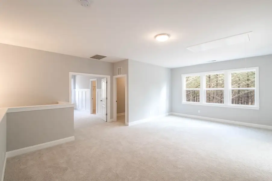Representative unfurnished interior of a home built from the Pinehurst with 3rd Floor Retreat by Greybrook Homes in Edmunds Farm, Clover (Image 31).
