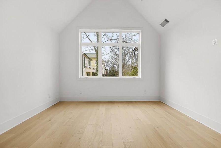 Spacious, unfurnished interior of a new home in , Atlanta (Image 30).