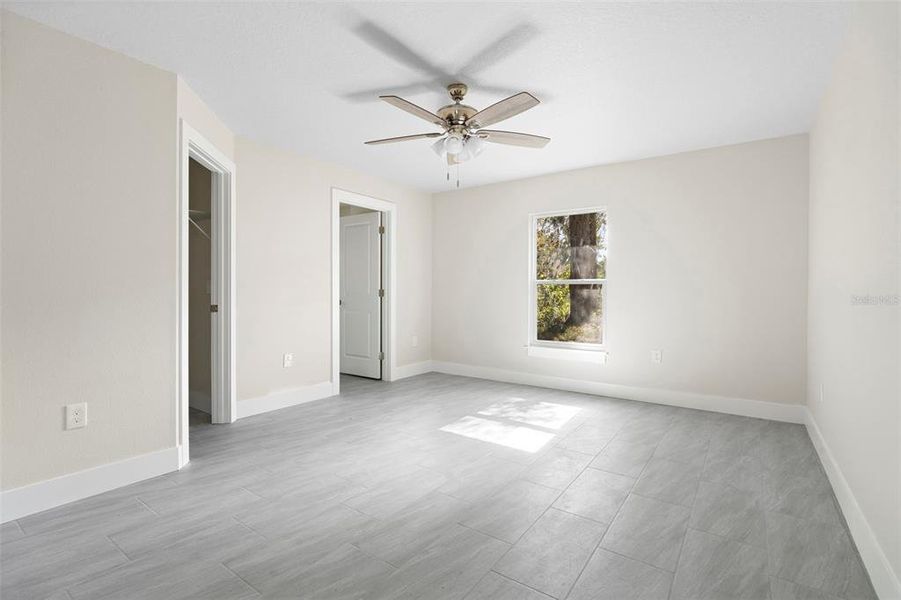 Spacious, unfurnished interior of a new home in , Deland (Image 22). Spacious, unfurnished interior of a new home in , Deland (Image 22).