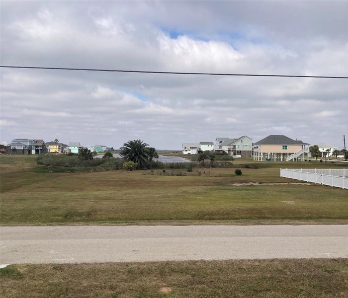 Community amenities in , Galveston (Image 27).