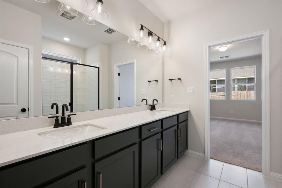 Representative images and renderings are for illustrative purposes. Actual structural options and design finishes of home may vary.