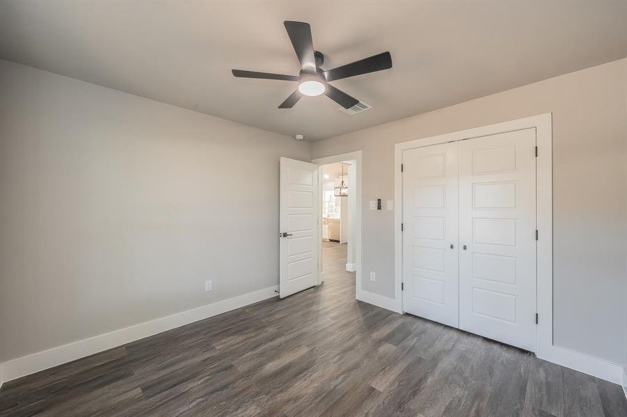 Spacious, unfurnished interior of a new home in , Alvarado (Image 30).