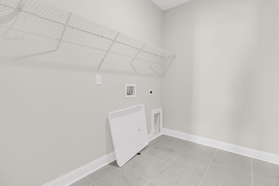 Spacious, unfurnished interior of a new home in Tidewater at Lakes of Cane Bay, Summerville (Image 31). Spacious, unfurnished interior of a new home in Tidewater at Lakes of Cane Bay, Summerville (Image 31).