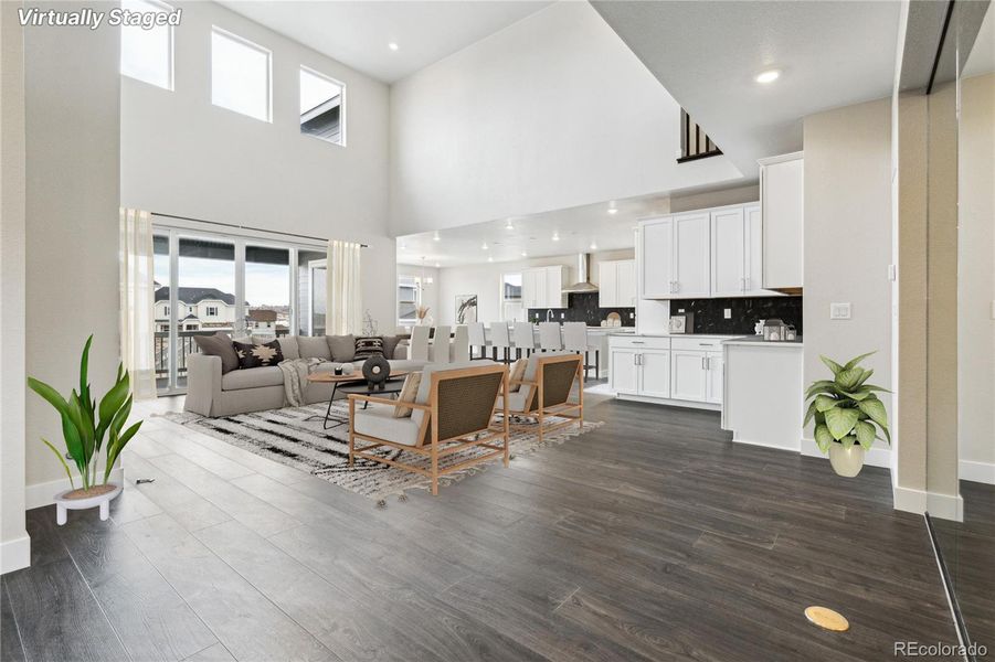 VIRTUALLY STAGED PHOTO VIRTUALLY STAGED PHOTO