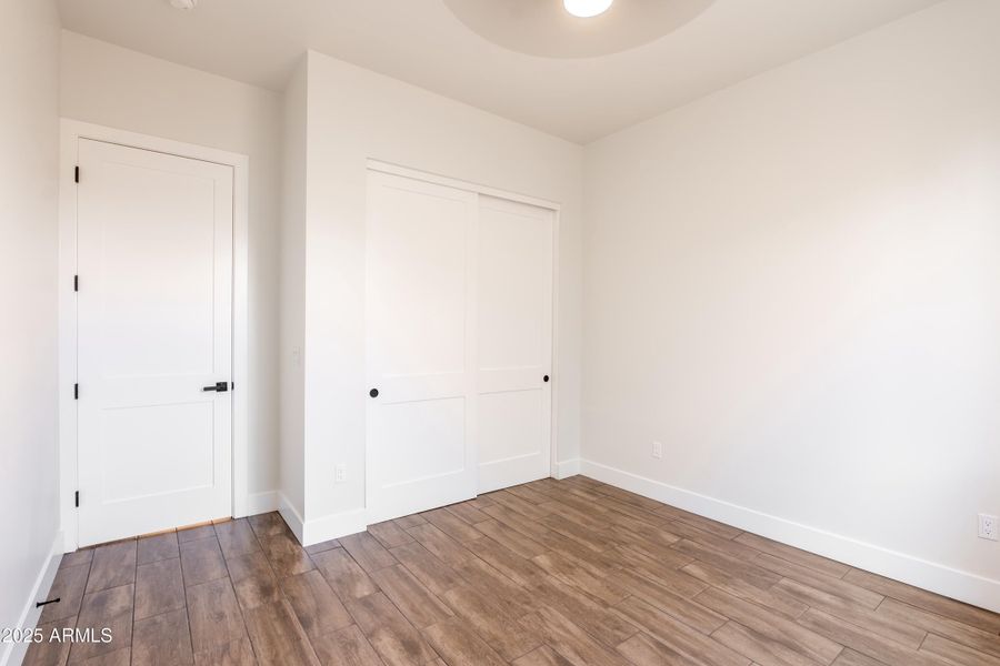 Bedroom 1 (2) Bedroom 1 (2)