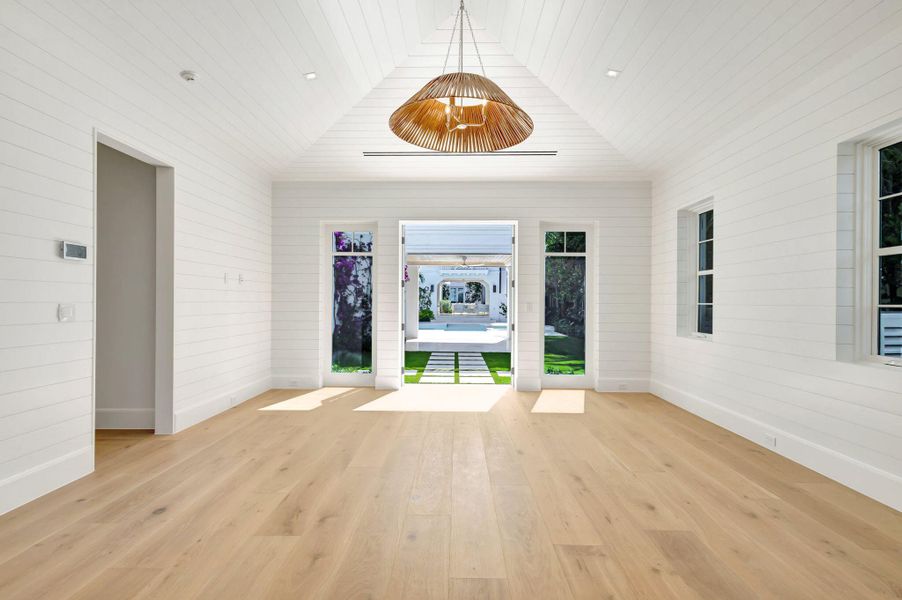 Guest House VIP Suite