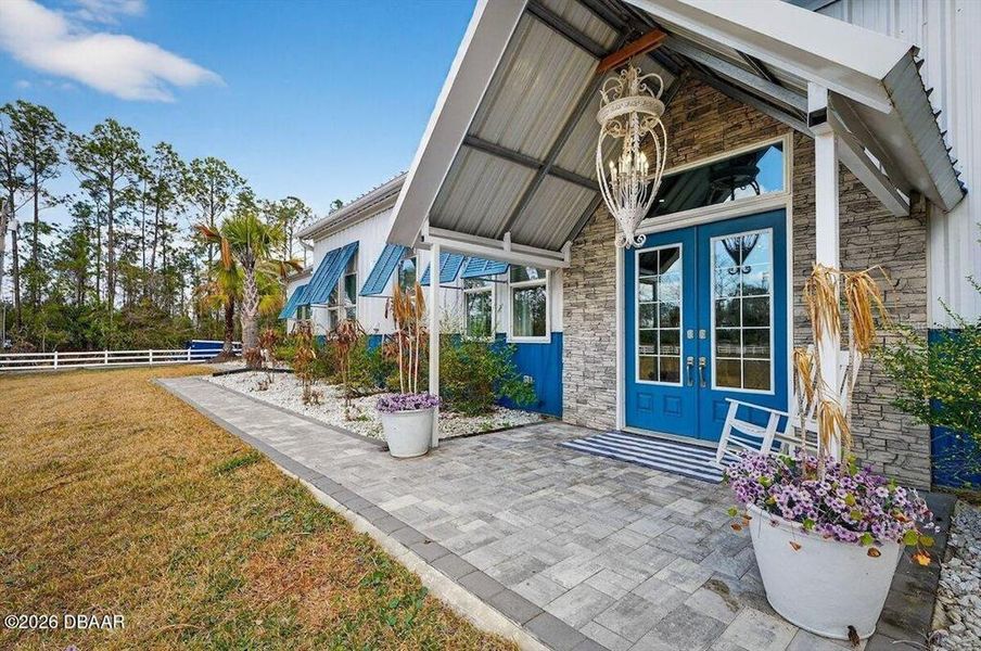 Exterior details and patio area of a home in , Ormond Beach (Image 2). Exterior details and patio area of a home in , Ormond Beach (Image 2).