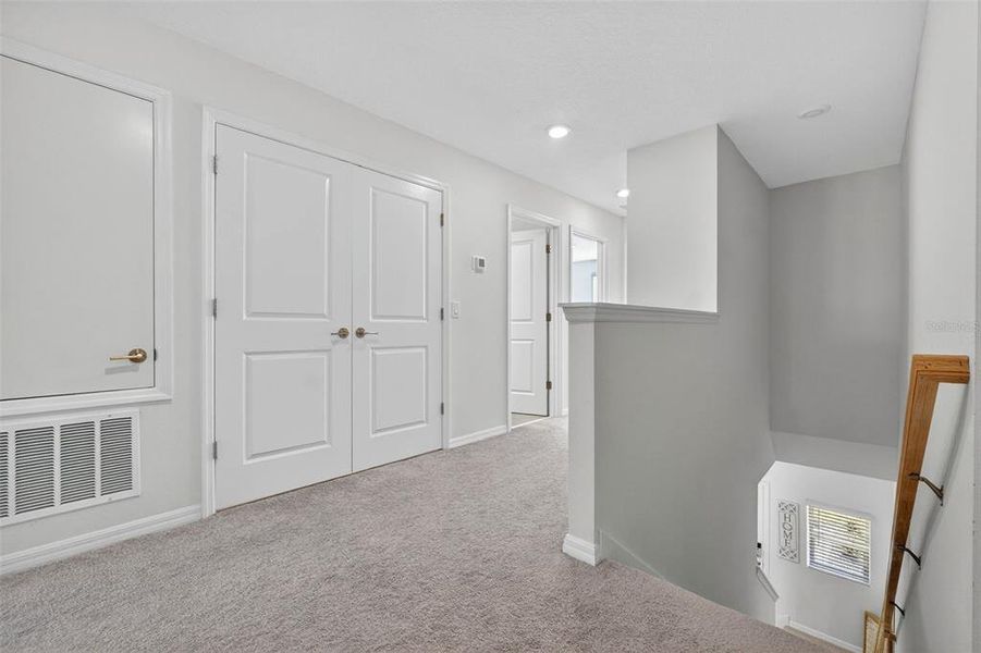 Spacious, unfurnished interior of a new home in , Kissimmee (Image 23).