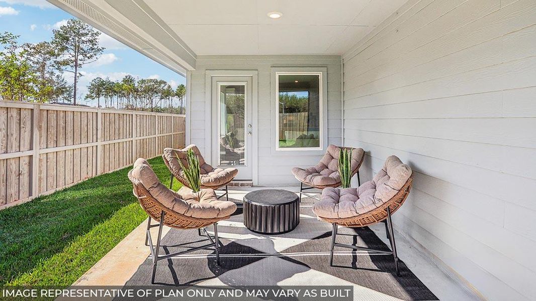 Furnished interior view inside a new home in River Ranch Trails, Dayton (Image 18).