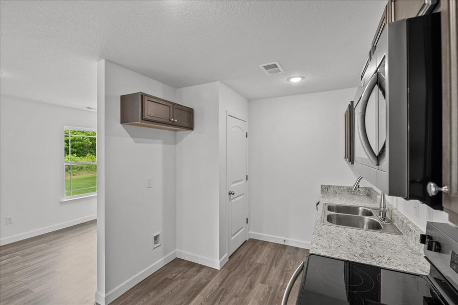 Representative furnished interior of a home built from the Lexington by Enchanted Homes in Arcadia Village, Spartanburg (Image 6).