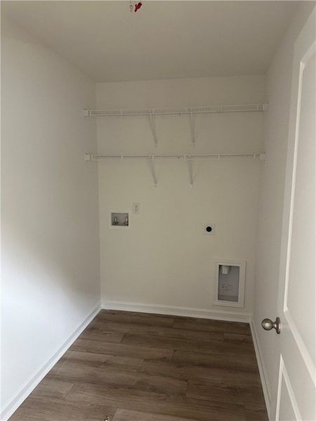 Spacious, unfurnished interior of a new home in Brownstone Park, Easley (Image 10). Spacious, unfurnished interior of a new home in Brownstone Park, Easley (Image 10).