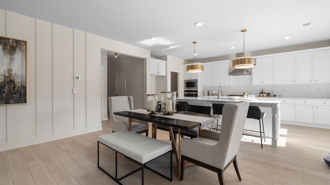 Furnished interior view inside a new home in Abbotts Crossing, Conyers (Image 9).