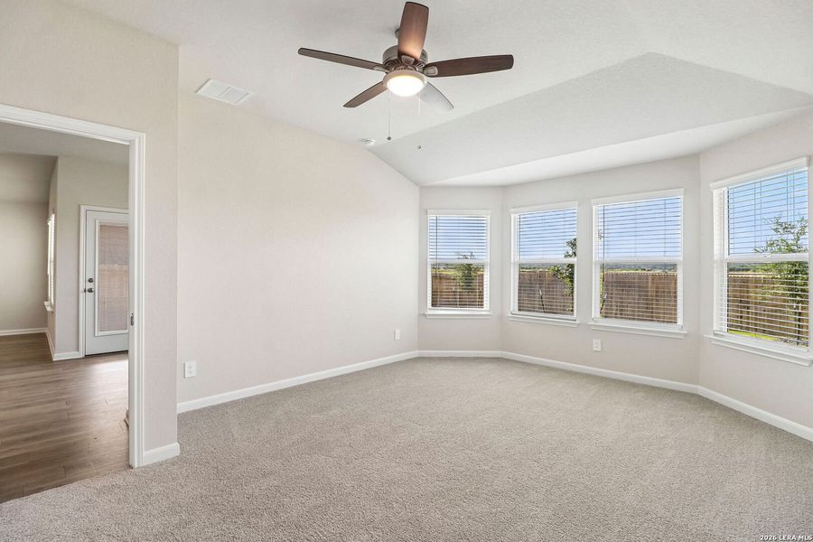 Spacious, unfurnished interior of a new home in Estancia Ranch - Premier Series, San Antonio (Image 36). Spacious, unfurnished interior of a new home in Estancia Ranch - Premier Series, San Antonio (Image 36).