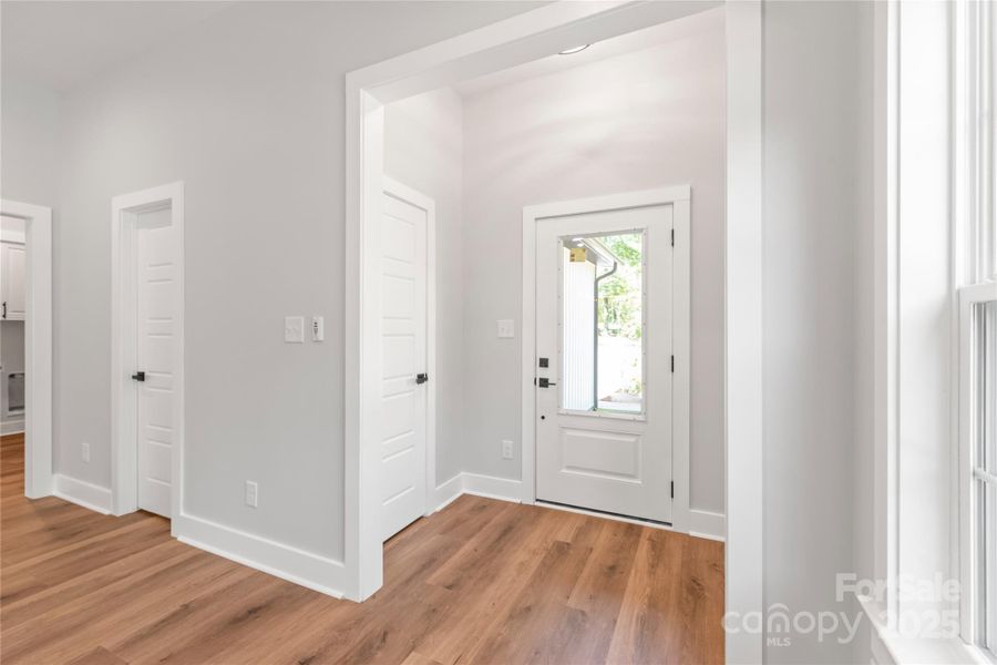 Image 30 of a home in . Image 30 of a home in .