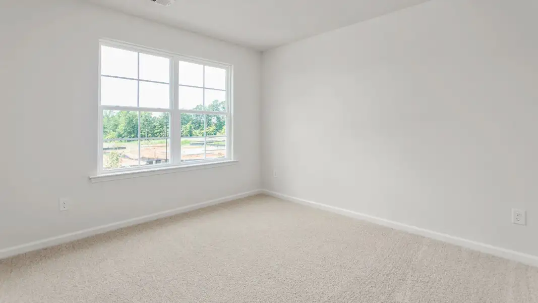 Spacious, unfurnished interior of a new home in Aspen Place, Thomasville (Image 22).