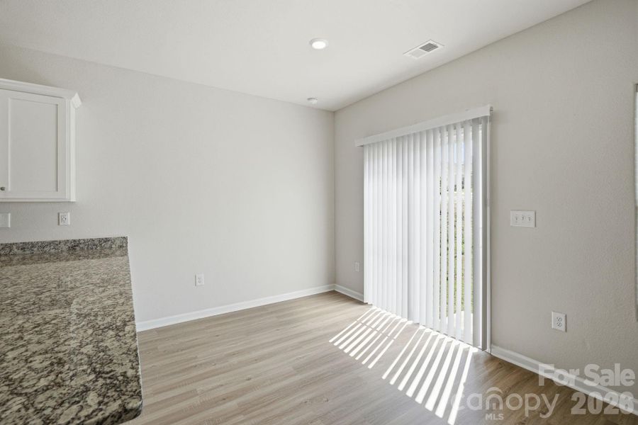 Spacious, unfurnished interior of a new home in , Shelby (Image 33).