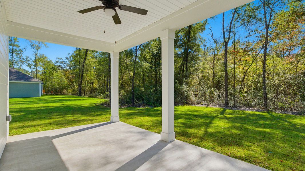 Representative exterior details of a home built from the The Camden by D.R. Horton in Greystone, Crawfordville (Image 2). Representative exterior details of a home built from the The Camden by D.R. Horton in Greystone, Crawfordville (Image 2).