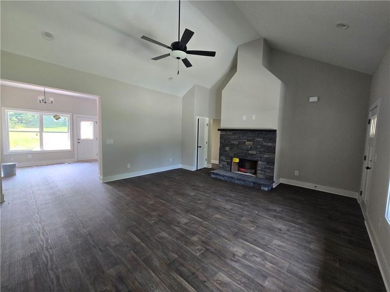 Spacious, unfurnished interior of a new home in , Lavonia (Image 6).