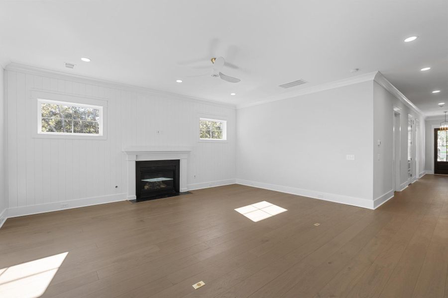 Spacious, unfurnished interior of a new home in , Mount Pleasant (Image 33).