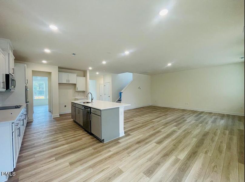 Screenshot 2025-11-03 121934