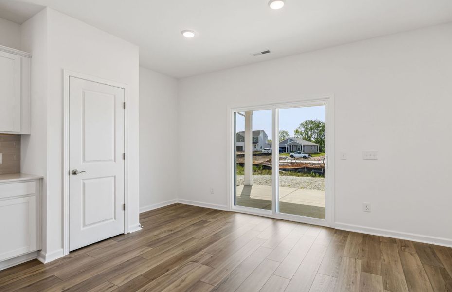 Spacious, unfurnished interior of a new home in Highlands of Carter's Station, Columbia (Image 36).