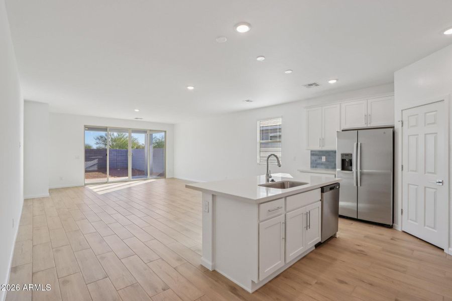 10-web-or-mls-N Orris Dr-S1501-010