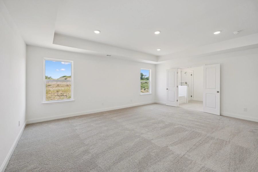 Spacious, unfurnished interior of a new home in Willow Landing, Mount Juliet (Image 46).