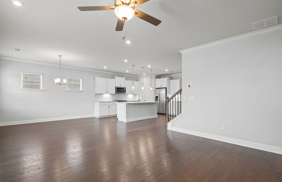 Spacious, unfurnished interior of a new home in Hawthorne Ridge, McDonough (Image 14).