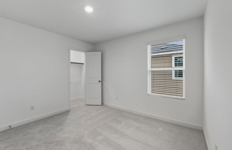Spacious, unfurnished interior of a new home in Cameron Place, Austin (Image 26).