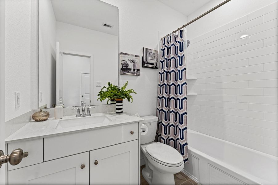 Guest/secondary bath Guest/secondary bath