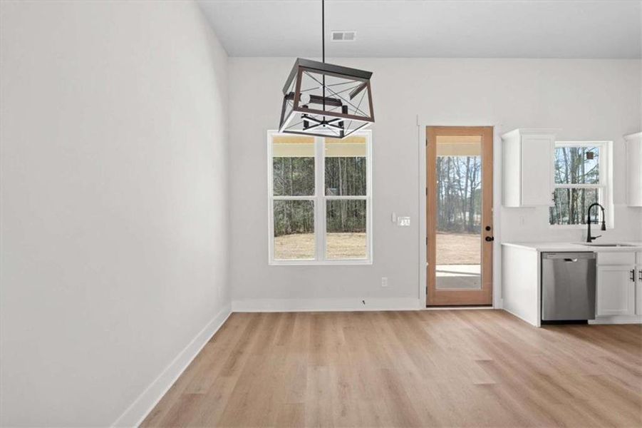 Spacious, unfurnished interior of a new home in , Bremen (Image 20).