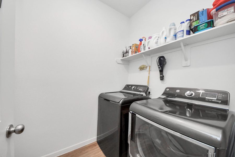 Utility, washer/dryer and refrigerator included!