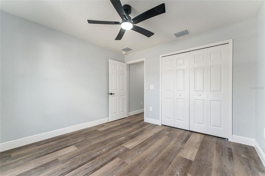 Spacious, unfurnished interior of a new home in , Dunnellon (Image 19).