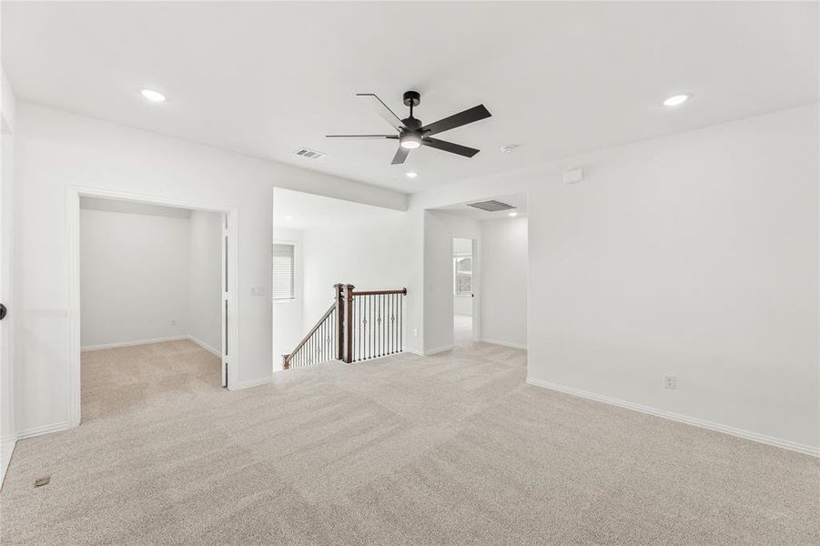 Spacious, unfurnished interior of a new home in Creekview Meadows, Celina (Image 35).