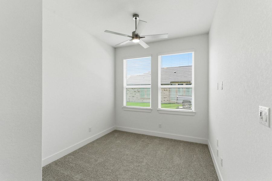 Spacious, unfurnished interior of a new home in Sienna Lakes, San Antonio (Image 45). Spacious, unfurnished interior of a new home in Sienna Lakes, San Antonio (Image 45).