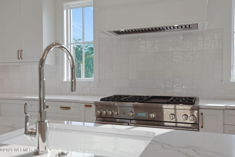 Close-up of interior finishes inside a home in , Ponte Vedra (Image 19).