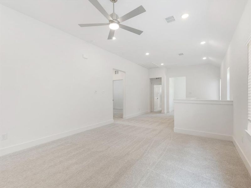 Spacious, unfurnished interior of a new home in Royal Court, Little Elm (Image 27). Spacious, unfurnished interior of a new home in Royal Court, Little Elm (Image 27).
